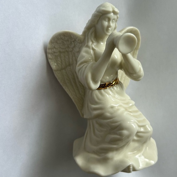 Lenox Angel With Horn Figurine Porcelain with Gold Trim Vintage Christmas - Picture 7 of 10